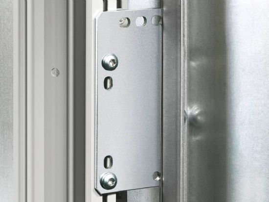 TS8800630 Rittal cabinet mounting plate fastener for TS/SE cabinet side mounting plate filler plate mounting plate near the rear frame, second to last module/forward shift -Rittal cabinets/Rittal air conditioning/Rittal electric cabinet/Rittal fan/Rittal PDU/rittal- TS8800.630